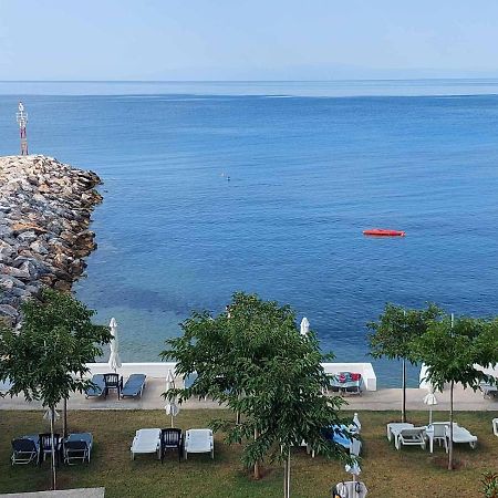 Апарт отель Pansion Alexandros By The Sea Неа-Скиони Экстерьер фото