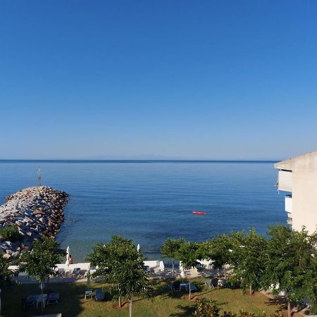 Апарт отель Pansion Alexandros By The Sea Неа-Скиони Экстерьер фото